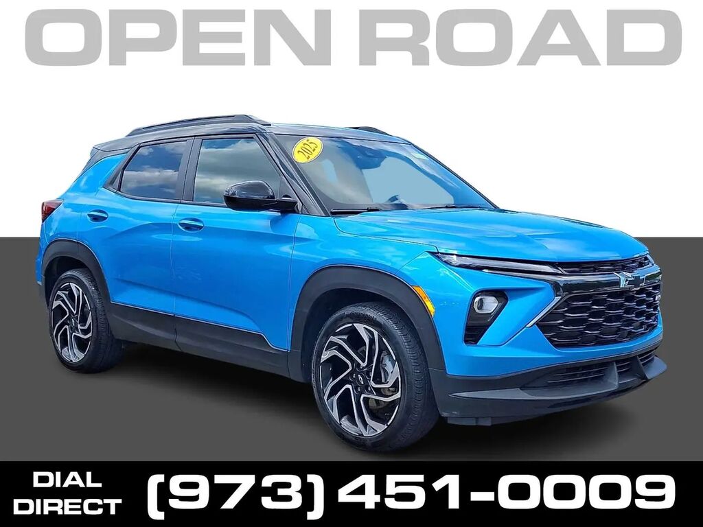 2025 Chevrolet Trailblazer RS — photo 1 of 26