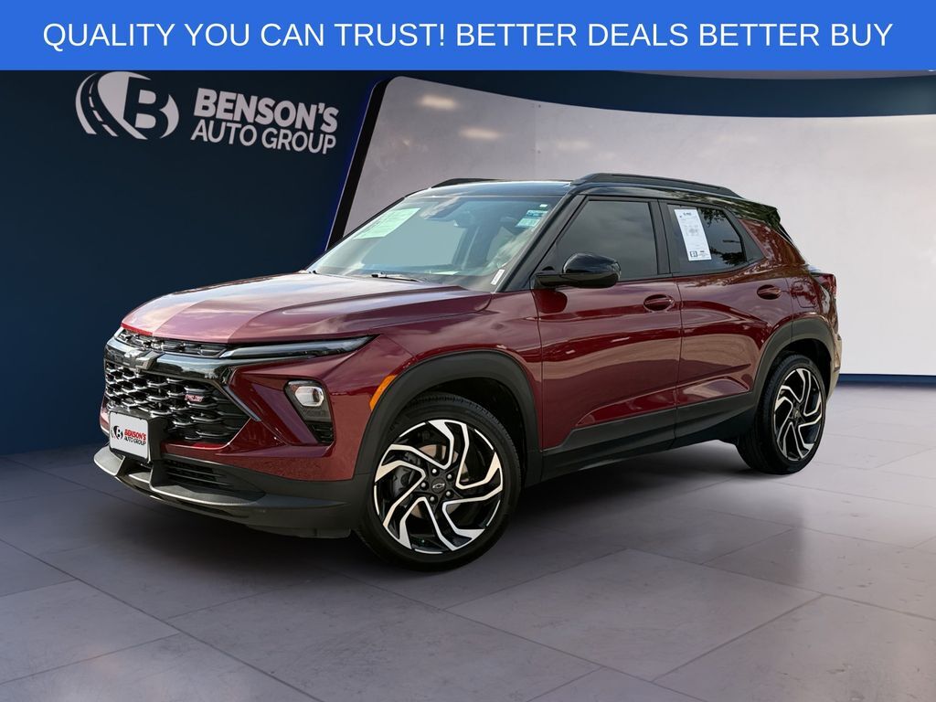 2025 Chevrolet Trailblazer RS — photo 1 of 13