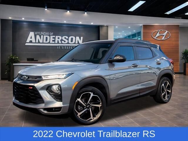 2022 Chevrolet Trailblazer RS — photo 1 of 26