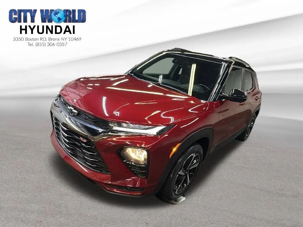 2022 Chevrolet Trailblazer RS — photo 1 of 13