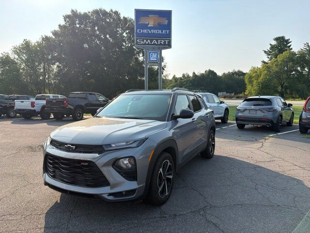 2023 Chevrolet Trailblazer RS — photo 1 of 11