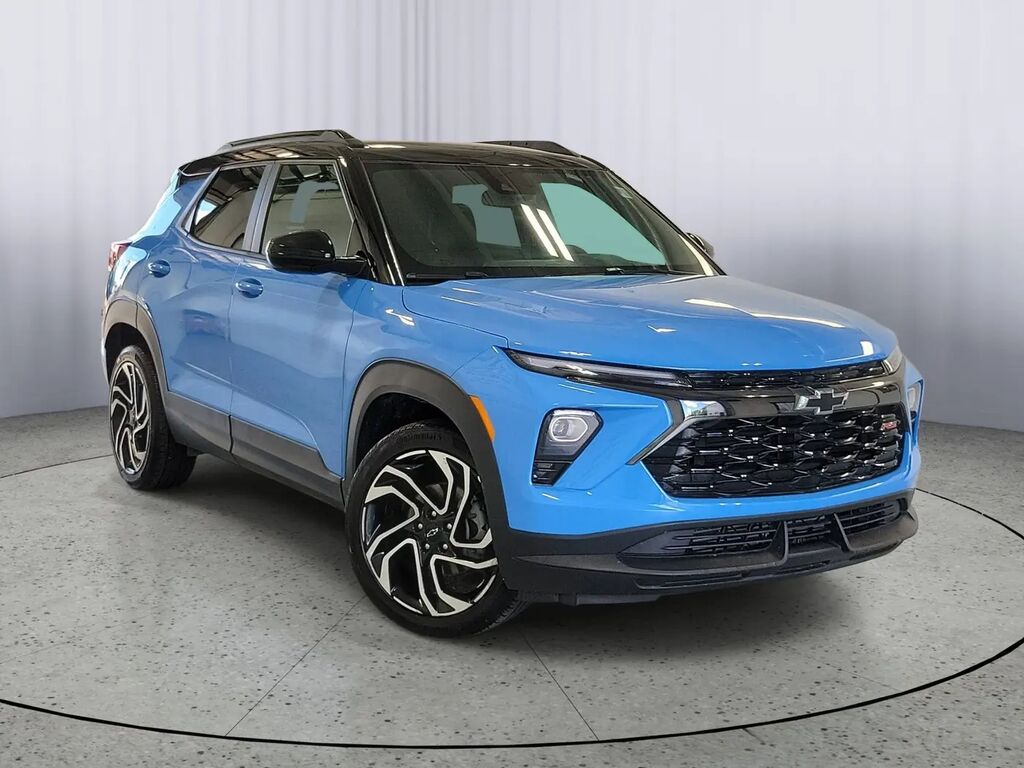 2024 Chevrolet Trailblazer RS — photo 1 of 13