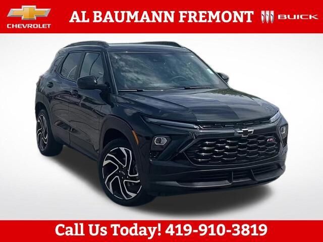 2025 Chevrolet Trailblazer RS — photo 1 of 13