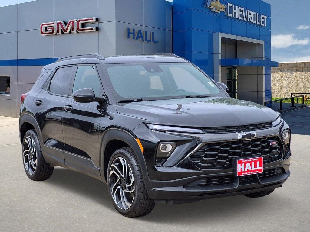 2025 Chevrolet Trailblazer RS — photo 1 of 26