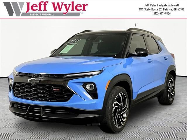 2024 Chevrolet Trailblazer RS — photo 1 of 13