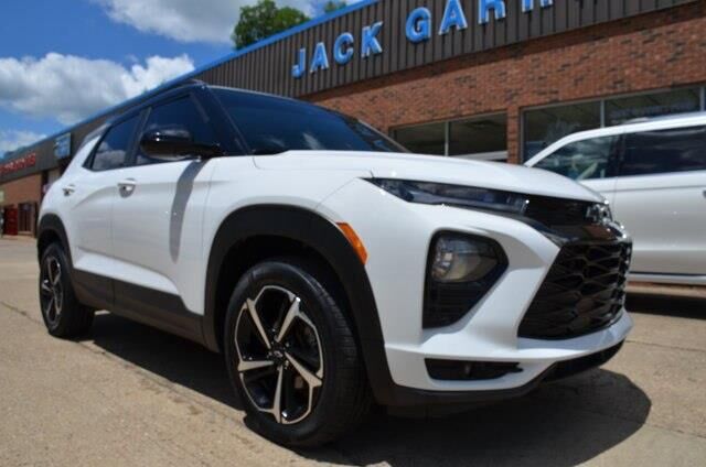 2022 Chevrolet Trailblazer RS — photo 1 of 13