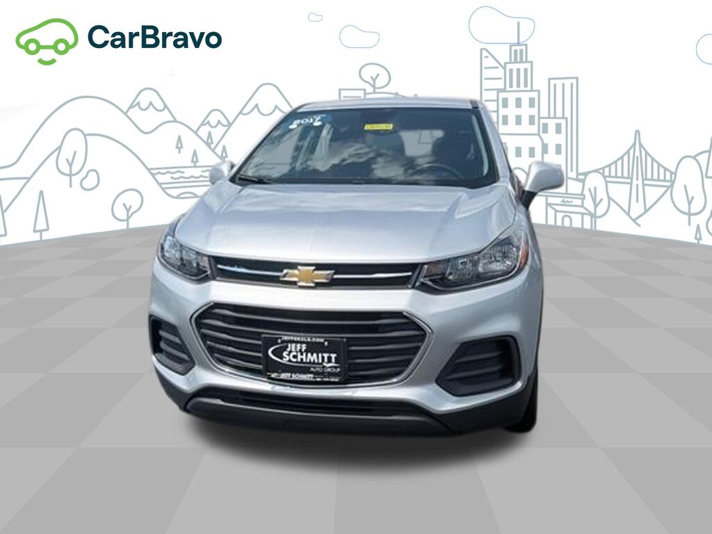 2017 Chevrolet Trax LS — photo 1 of 6
