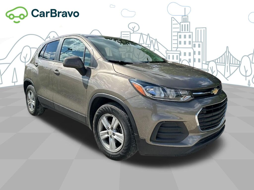 2020 Chevrolet Trax LS — photo 1 of 1