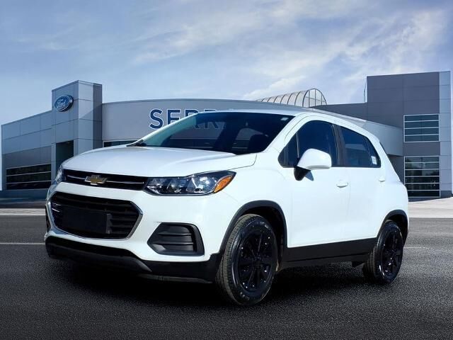 2018 Chevrolet Trax LS — photo 1 of 26