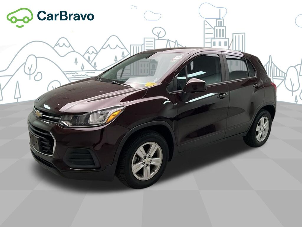 2020 Chevrolet Trax LS — photo 1 of 6