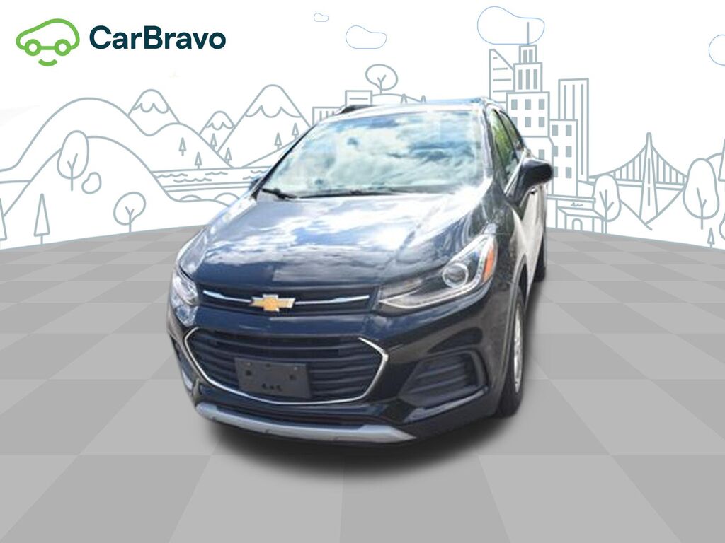 2020 Chevrolet Trax LT — photo 1 of 6