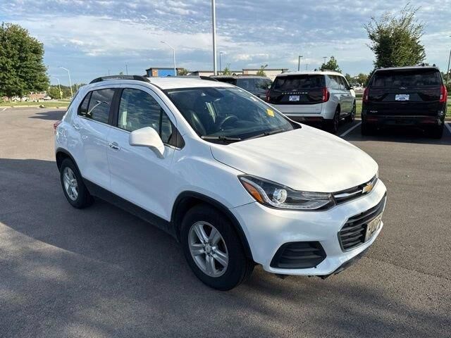 2020 Chevrolet Trax LT — photo 1 of 13