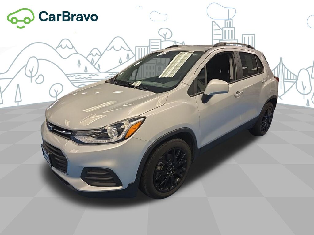 2022 Chevrolet Trax LT — photo 1 of 6
