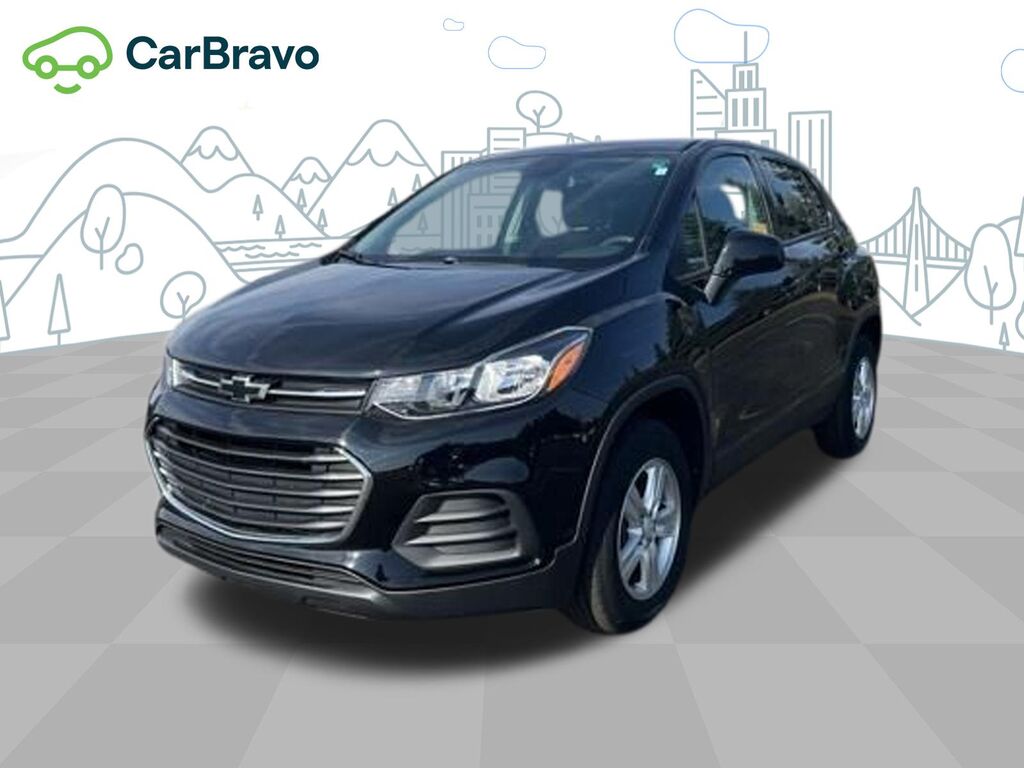 2021 Chevrolet Trax LS — photo 1 of 6