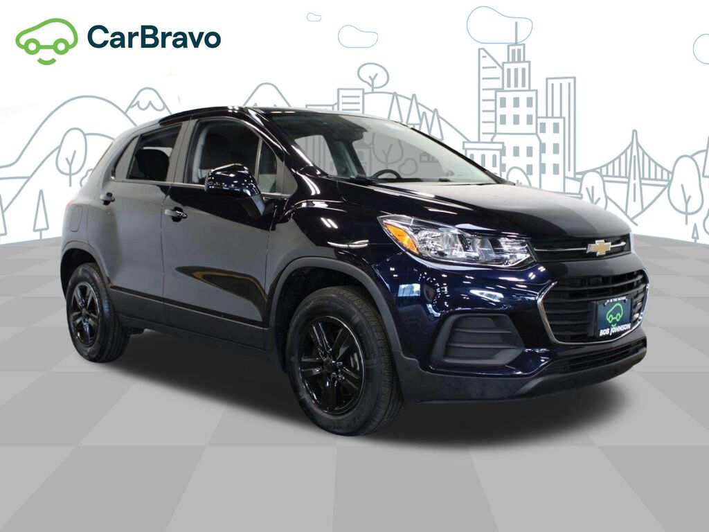 2021 Chevrolet Trax LS — photo 1 of 7