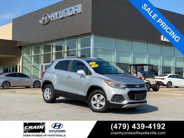 2018 Chevrolet Trax LT — photo 1 of 14
