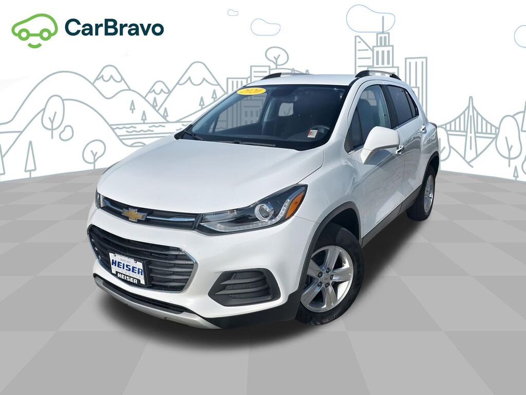 2020 Chevrolet Trax LT — photo 1 of 6