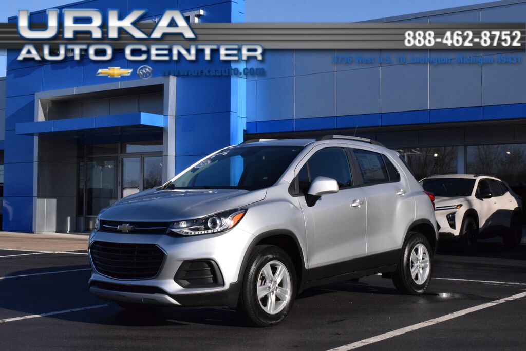 2022 Chevrolet Trax LT — photo 1 of 6