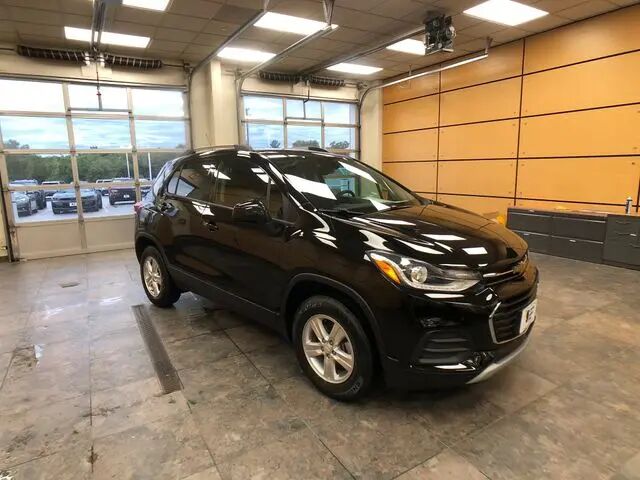 2022 Chevrolet Trax LT — photo 1 of 14