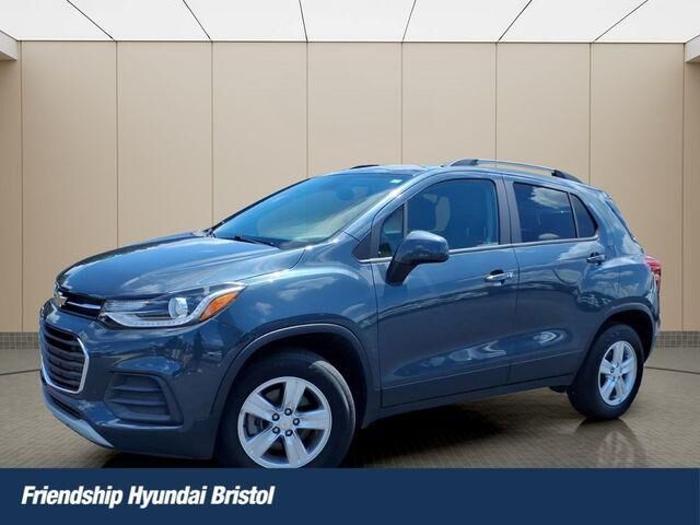 2022 Chevrolet Trax LT — photo 1 of 2