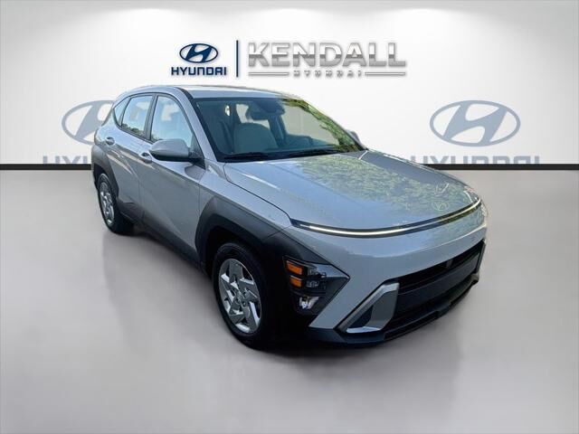 2024 Hyundai KONA SE — photo 1 of 13