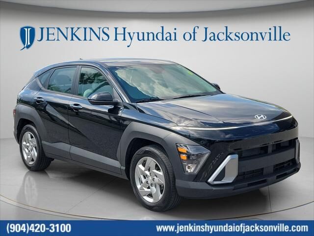 2025 Hyundai KONA SE — photo 1 of 7