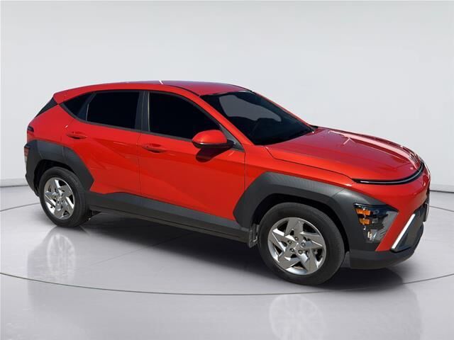2025 Hyundai KONA SE