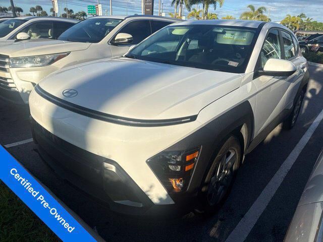 2025 Hyundai KONA SE — photo 1 of 13