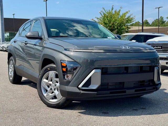 2027 Hyundai KONA SE