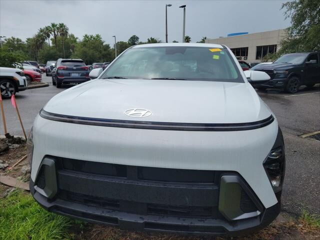 2024 Hyundai KONA SE
