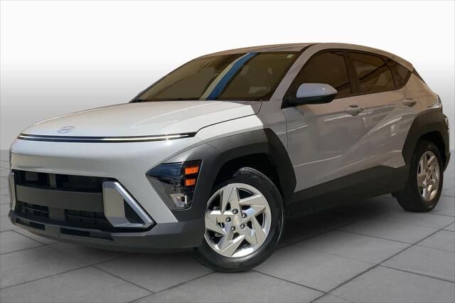 2025 Hyundai KONA SE — photo 1 of 13