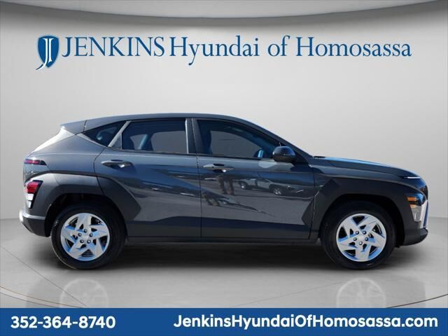 2026 Hyundai KONA SE