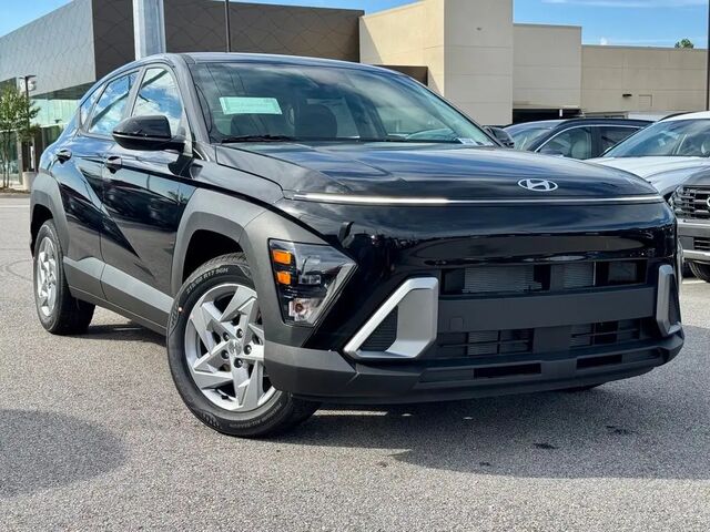 2027 Hyundai KONA SE