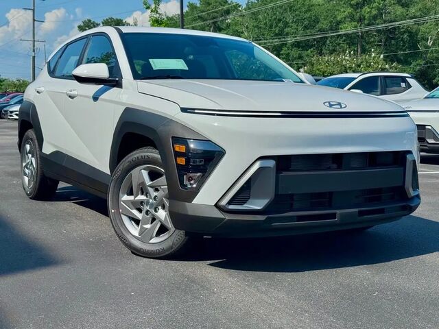2027 Hyundai KONA SE