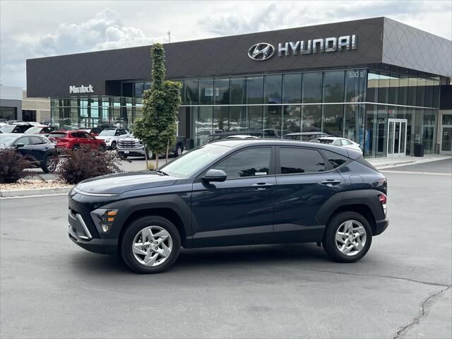 2025 Hyundai KONA SE — photo 1 of 37