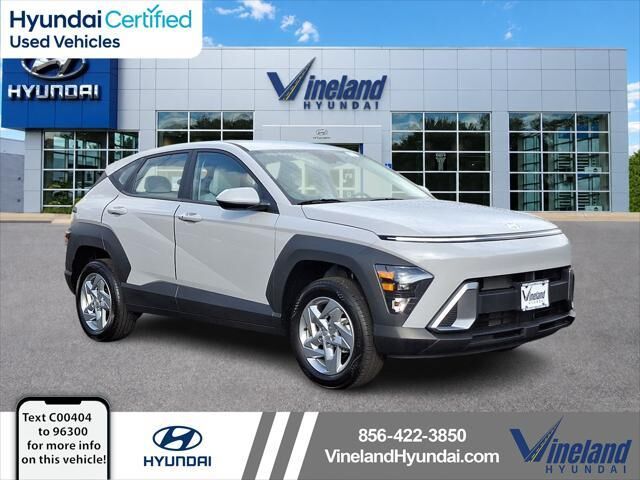 2025 Hyundai KONA SE