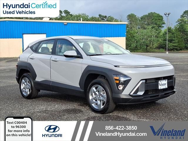 2025 Hyundai KONA SE — photo 1 of 13