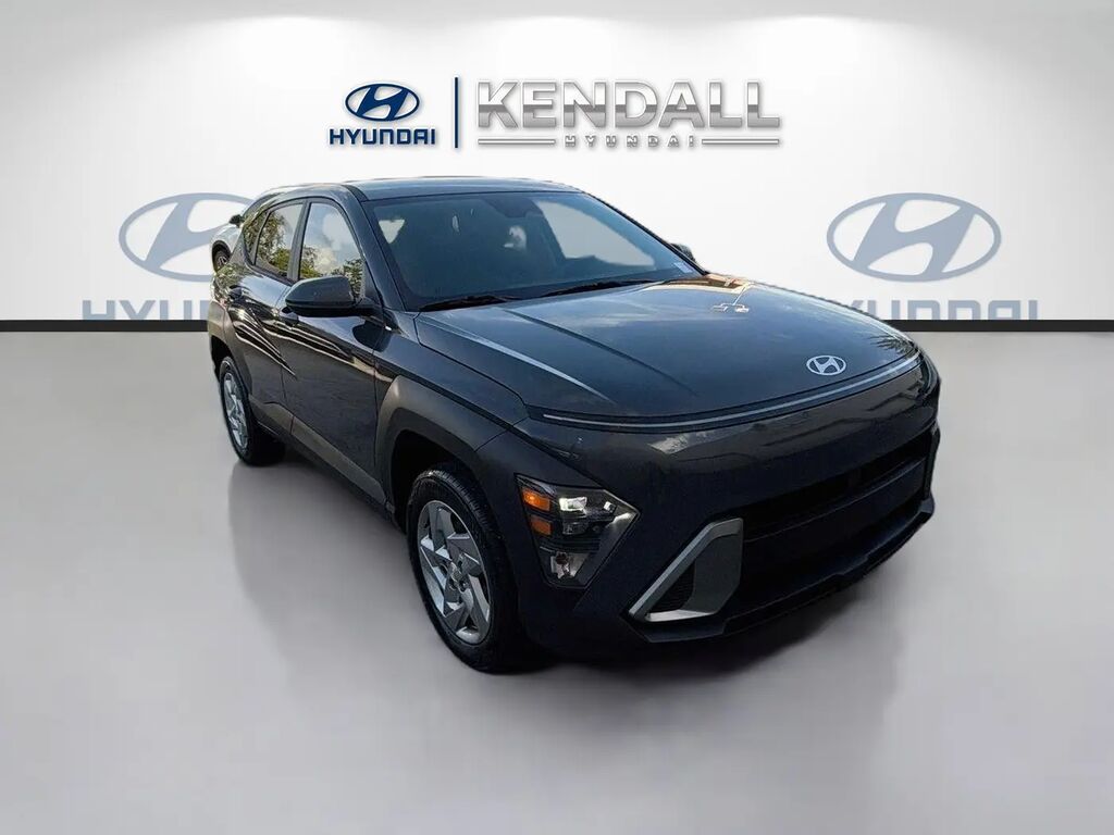2024 Hyundai KONA SE — photo 1 of 13