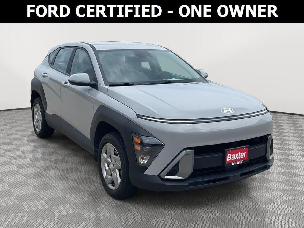 2025 Hyundai KONA SE — photo 1 of 4