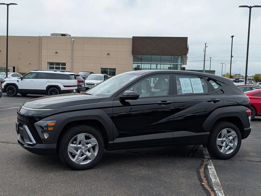 2026 Hyundai KONA SE — photo 1 of 13