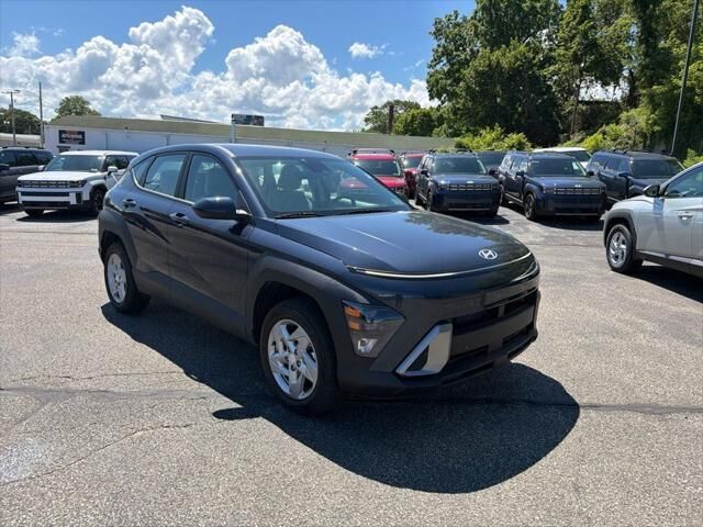 2025 Hyundai KONA SE