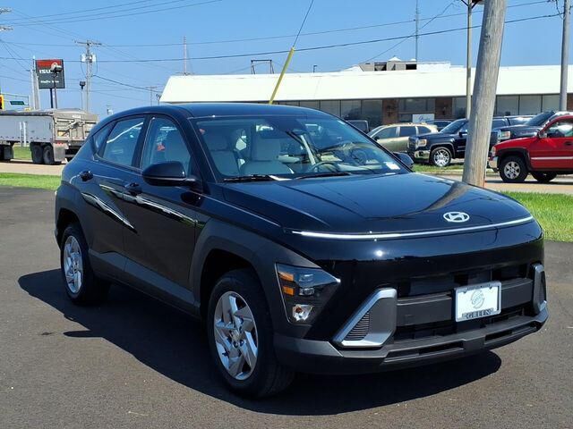 2025 Hyundai KONA SE — photo 1 of 13