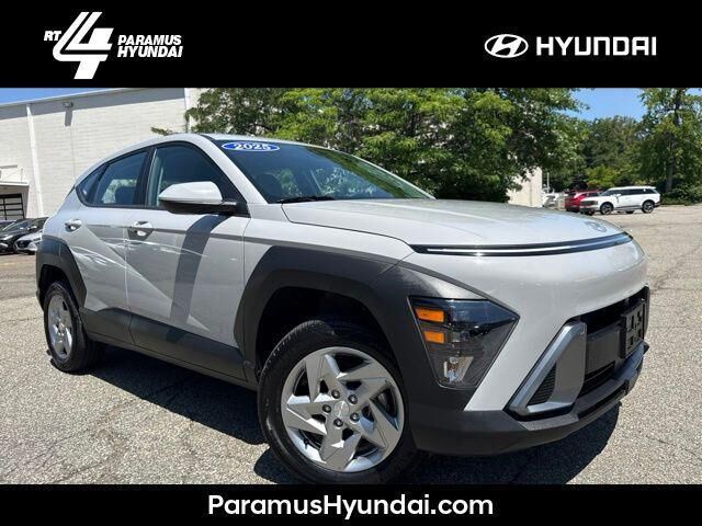 2025 Hyundai KONA SE