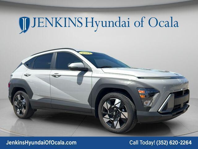 2024 Hyundai KONA SEL — photo 1 of 12