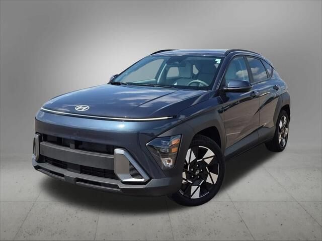 2024 Hyundai KONA SEL — photo 1 of 13