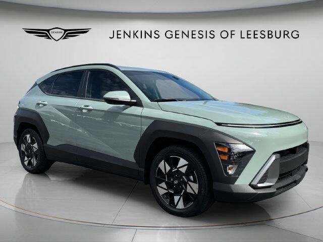 2025 Hyundai KONA SEL — photo 1 of 13