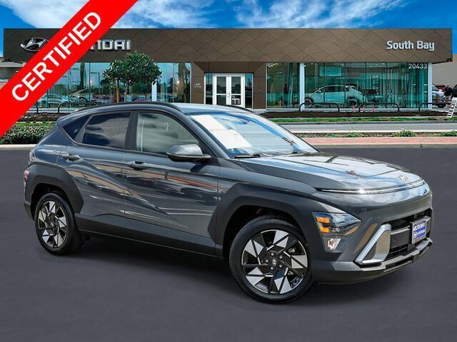 2025 Hyundai KONA SEL — photo 1 of 13