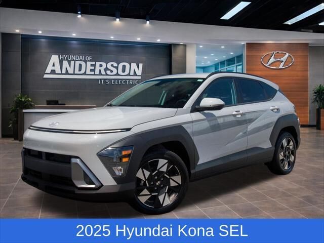 2025 Hyundai KONA SEL — photo 1 of 26