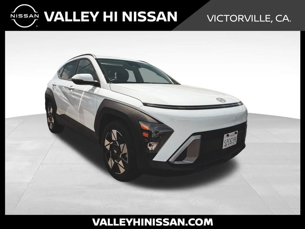 2025 Hyundai KONA SEL — photo 1 of 28