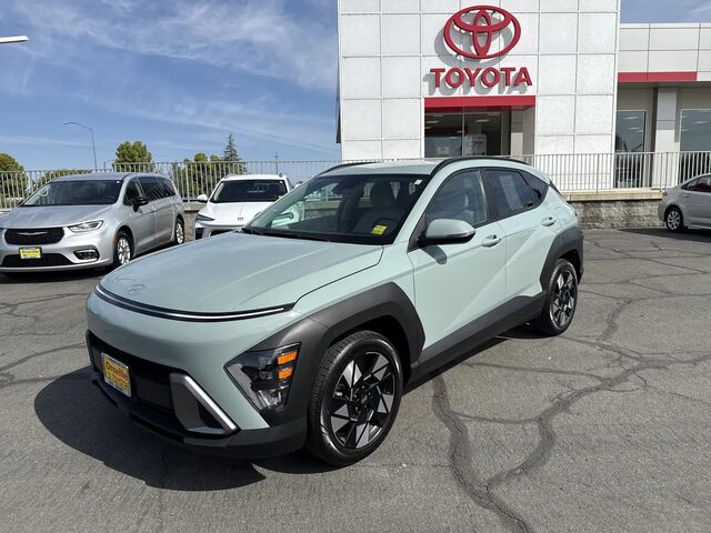 2024 Hyundai KONA SEL